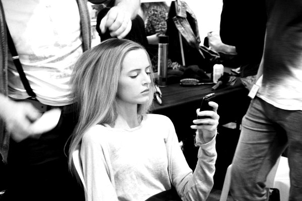 Behind-the-scenes-Elie-Saab-Backstage--28-