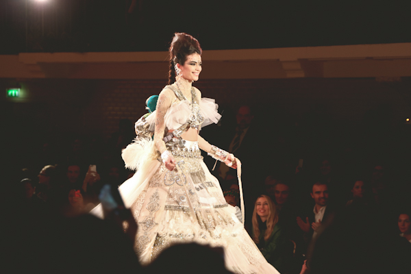 jean-paul-gaultier-printemps-ete-2013-haute-cout-copie-24.jpg