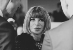 anna wintour hugo boss fashion week fw14 february 2014 portrait streetstyle - copyright paulinefashionblog.com_-2
