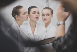 issey miyake paris fashion week backstage pfw ah14 - copyright paulinefashionblog.com_-9