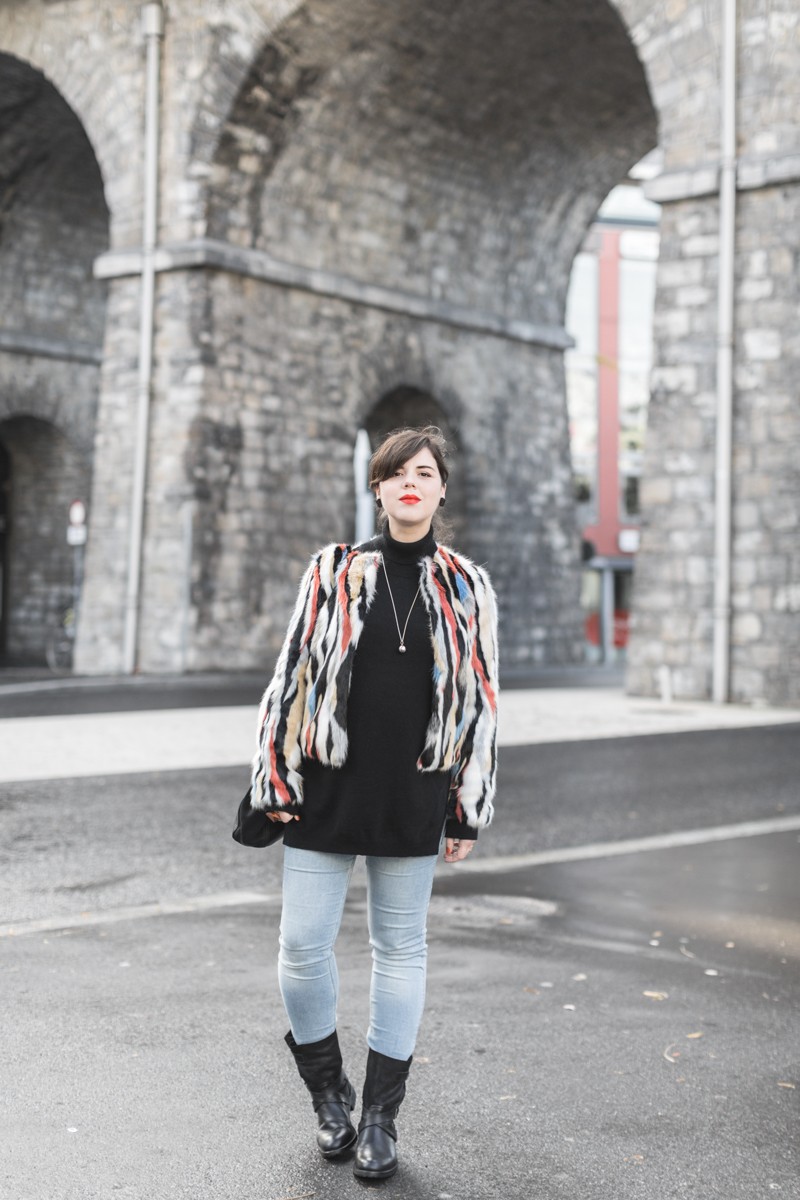 marc o polo turtle neck multi color faux fur sezane clark sac  - photo credit paulinefashionblog.com-1-2