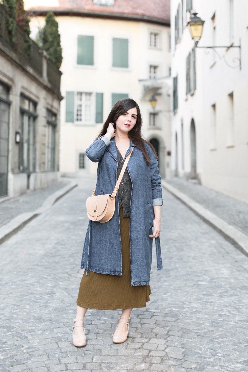 chemisier dentelle heimstone trench jean sac claude sezane - copyright Pauline paulinefashionblog.com-5