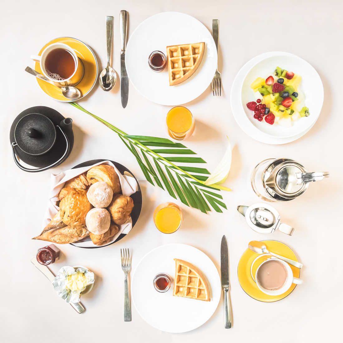 petit-dejeuner-breakfast-room-service-park-hyatt-paris-vendome-copyright-pauline-paulinefashionblog-com-1-2