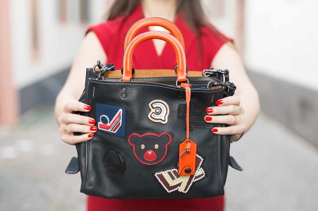 varsity-rogue-bag-coach-new-york-red-jumpsuit-valentina-sezane-marine-copyright-pauline-paulinefashionblog-com-1