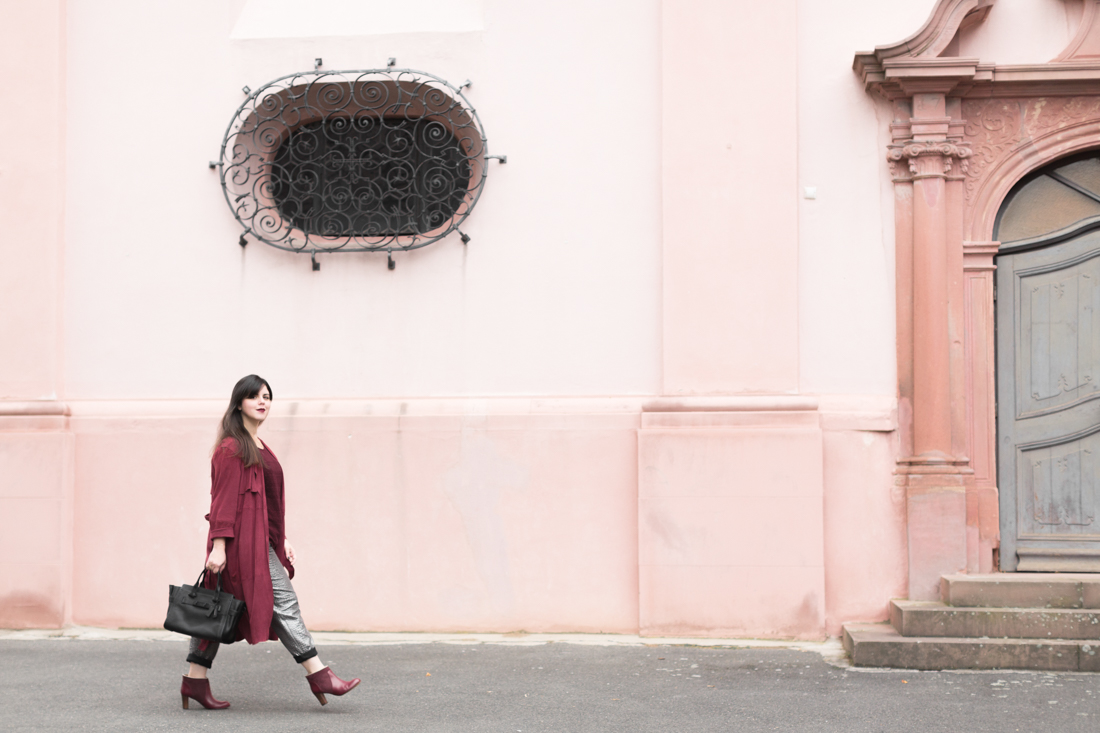 look-bordeaux-sezane-dentelle-pantalon-argent-sac-swagger-coach-bag-boots-eponyme-copyright-pauline-paulinefashionblog-com-2