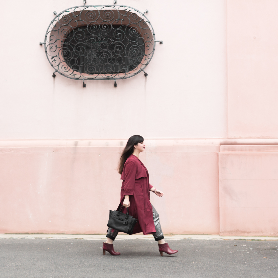 look-bordeaux-sezane-dentelle-pantalon-argent-sac-swagger-coach-bag-boots-eponyme-copyright-pauline-paulinefashionblog-com-4