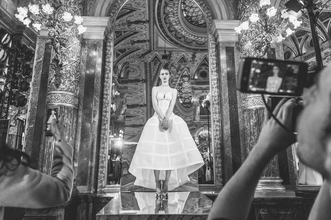 show_paule_ka_mirror_photographe_pauline_privez_copyright_paulinefashionblog_com-37