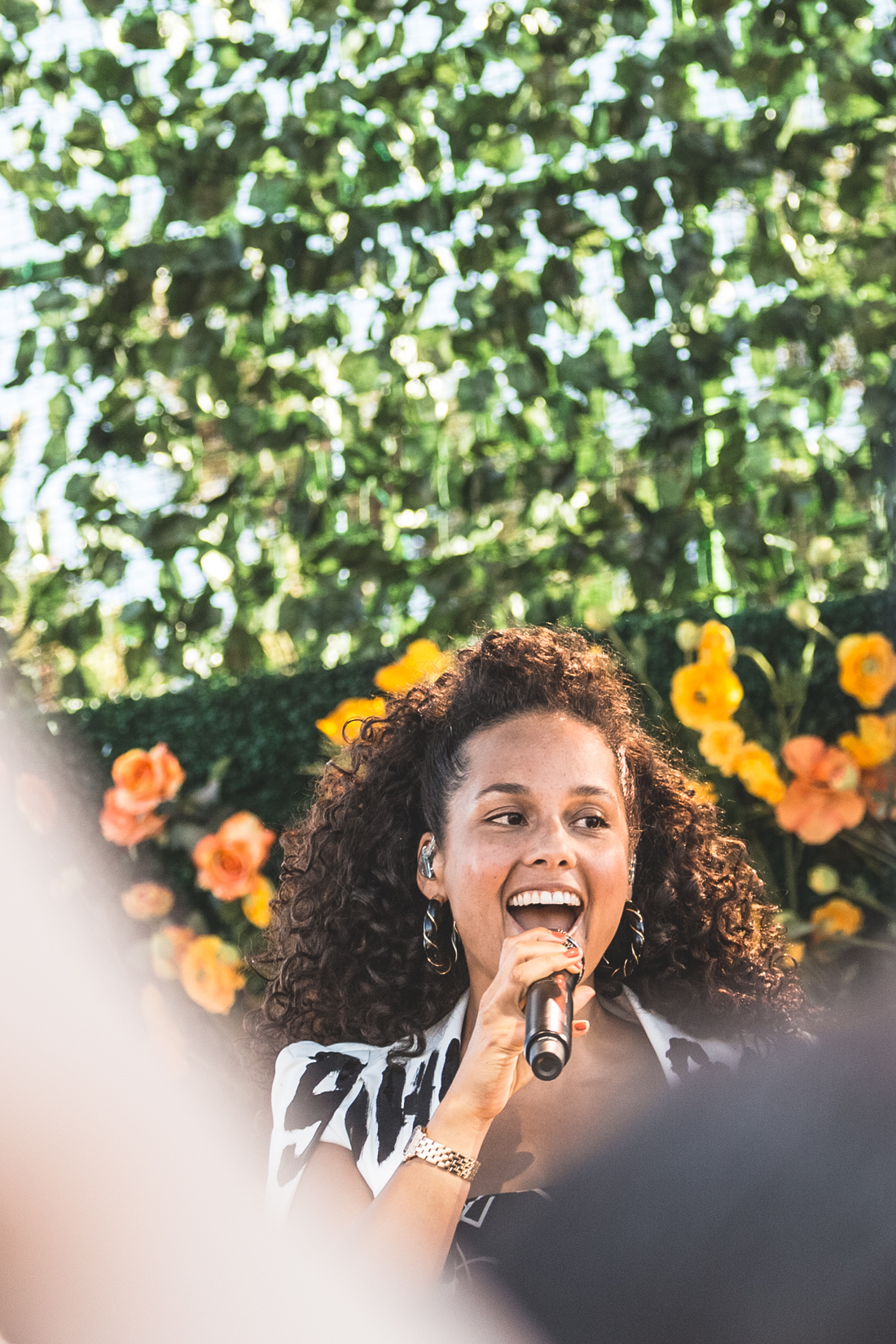 alicia_keys_concert_at_veuve_clicquot_polo_classic_new_york_vcpc10_10th_anniversary_copyright_Pauline_Privez_paulinefashionblog_com-1