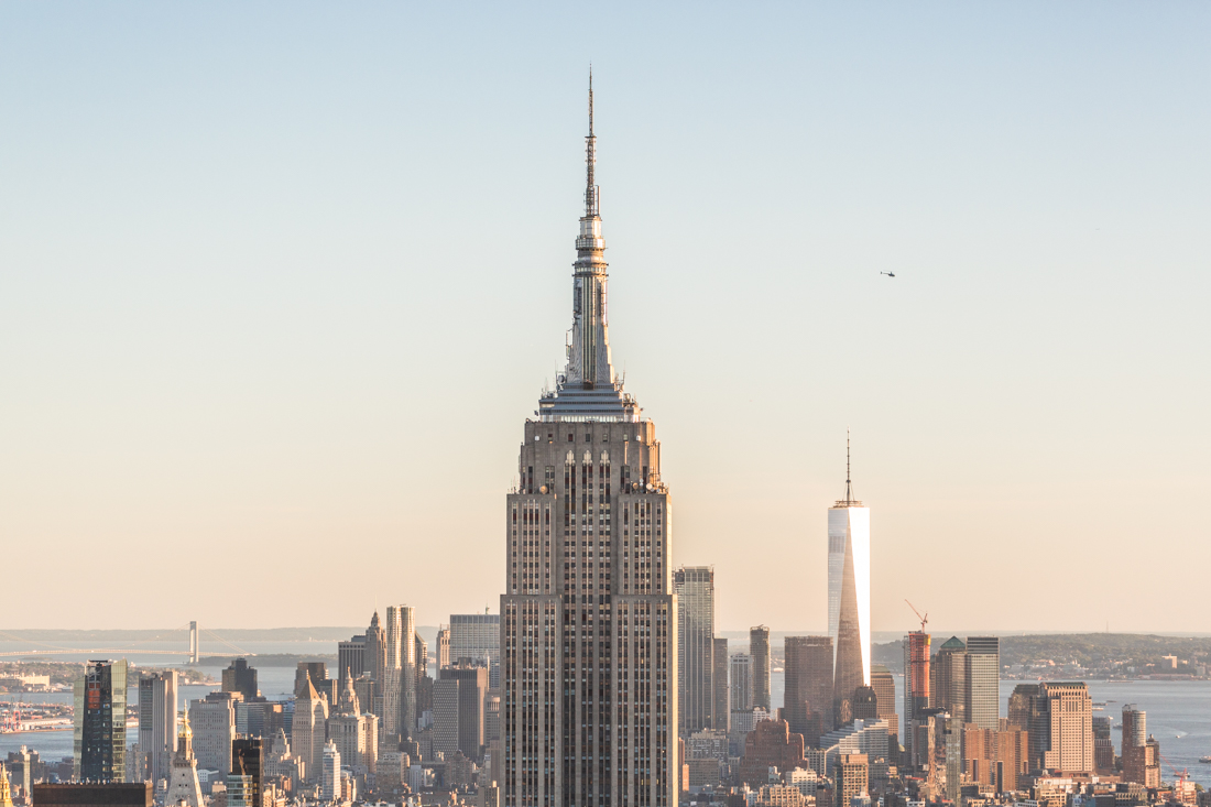 top_of_the_rock_new_york_rockefeller_center_sunset_copyright_Pauline_Privez_paulinefashionblog_com-2