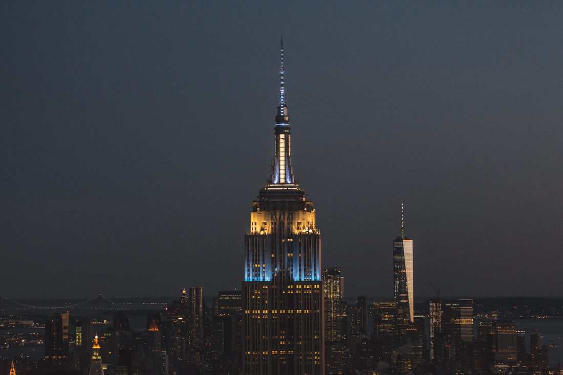 top_of_the_rock_new_york_rockefeller_center_sunset_copyright_Pauline_Privez_paulinefashionblog_com-8